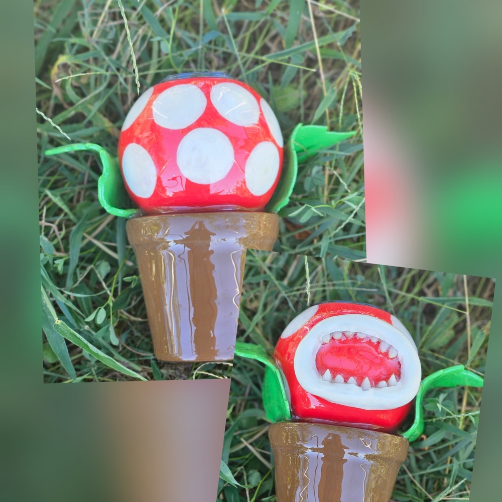 Red and White Piranha Plant 20 Oz 3d Stainless Steel Tumbler Double Wall